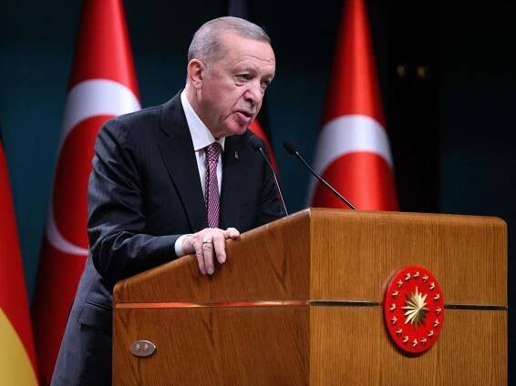 Festnahmen in der Türkei: Erdogan geht immer härter gegen Imamoglu-Partei vor