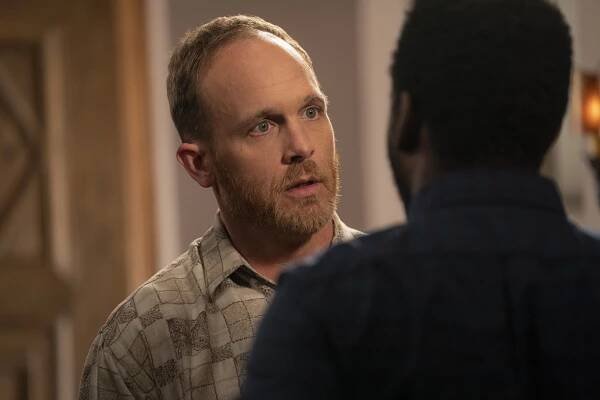 Grace a Frankie - Přiznání - Z filmu - Ethan Embry
