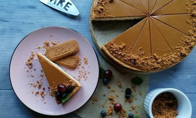 Lotus cheesecake | TheBestTastes.com