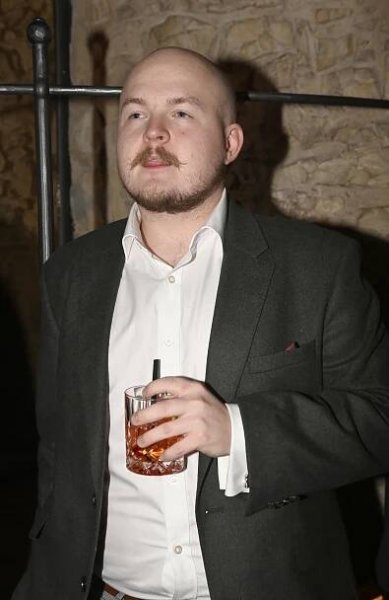 Knír, vousy, ale žádné vlasy: Artur Štaidl změnil image a je k nepoznání