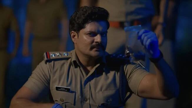 Kammattam Review: An Enjoyable, Easygoing Crime Thriller 2