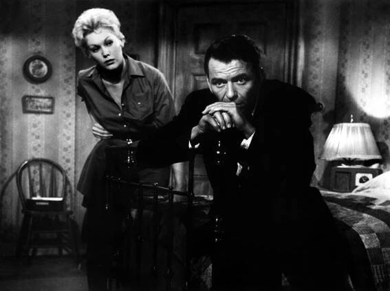 THE MAN WITH THE GOLDEN ARM, Kim Novak, Frank Sinatra, 1955