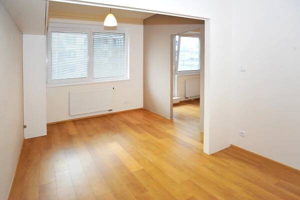 Pronájem bytu 2+kk, 47 m², Hugo Haase, Praha - Hlubočepy (zrealizováno) - Lenka Vejdovská