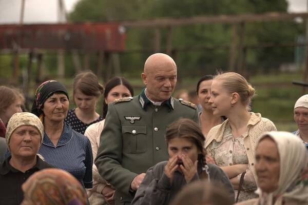 Ja - učitěl - Z filmu - Andrej Smoljakov, Julija Pěresild