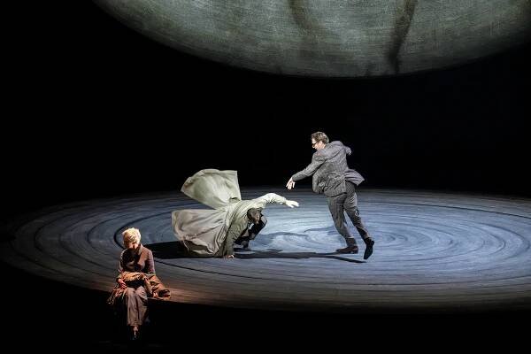 Mefistofeles versus Faust, opera versus národní mýtus v Drážďanech