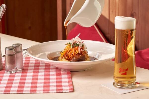 Essen wie früher - Im Bräustüberl der Stieglbrauerei in Salzburg