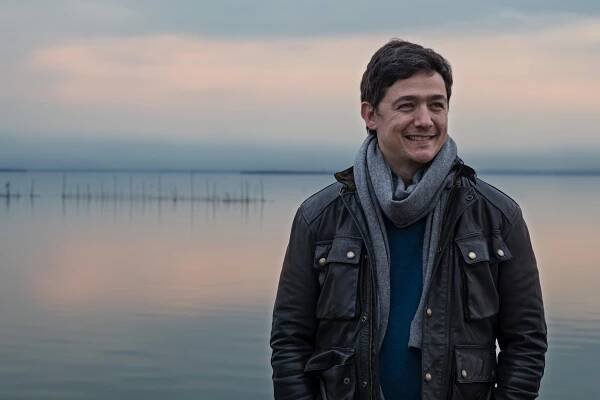 Off stage : Alexander Vinogradov - Operatic Bass