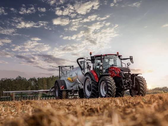 Značka CASE IH představuje nový model legendárního traktoru FARMALL C | Cerea - zemědělská technika