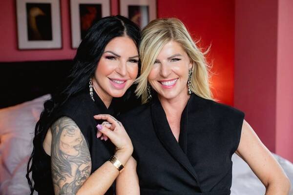 Made Hot: Anna Nowak and Alicia Berg - WGW Book