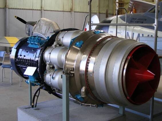 Spaľovací motor – Wikipédia