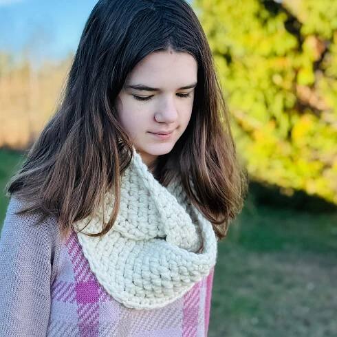 Sugarloaf Chunky Infinity Scarf Crochet Pattern