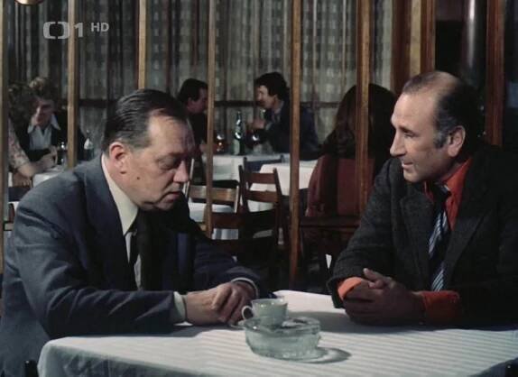 Rudolf Hrusínský and Zdenek Ornest in Diagnóza smrti (1979)
