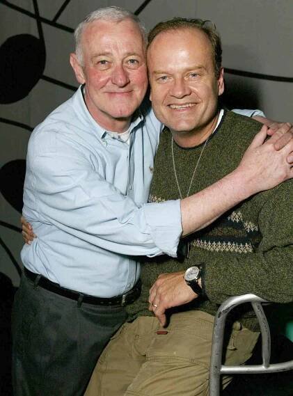 Kelsey Grammer Tearfully Remembers Late 'Frasier' Costar John Mahoney: 'He Was More Like My Dad'