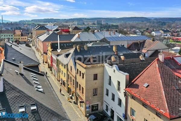 Obchodní dům v centru Lanškrouna. Už. pl. 704m2 | REALITNÍ A DRAŽEBNÍ SPOLEČNOST MOZAIKA