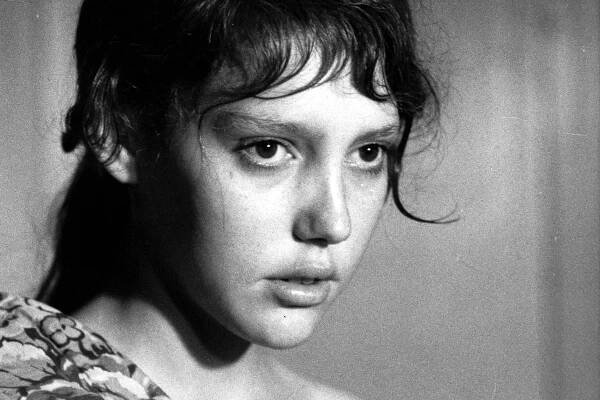 Anne Wiazemsky’s Casual Brand of Chic in Au Hasard Balthazar