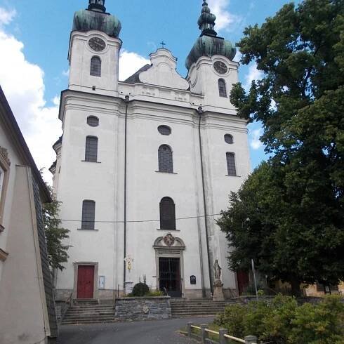 Budišov nad Budišovkou - kostol Nanebovzatia Panny Marie