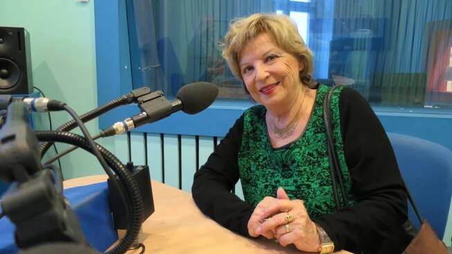 Libuše Švormová ve studiu Českého rozhlasu Hradec Králové | foto: Milan Baják
