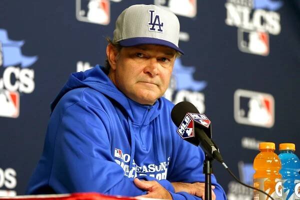 Don Mattingly at an NLCS press conference after the Dodgers lost to the Cardinals