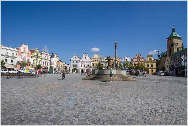 2-Havlíčkovo náměstí