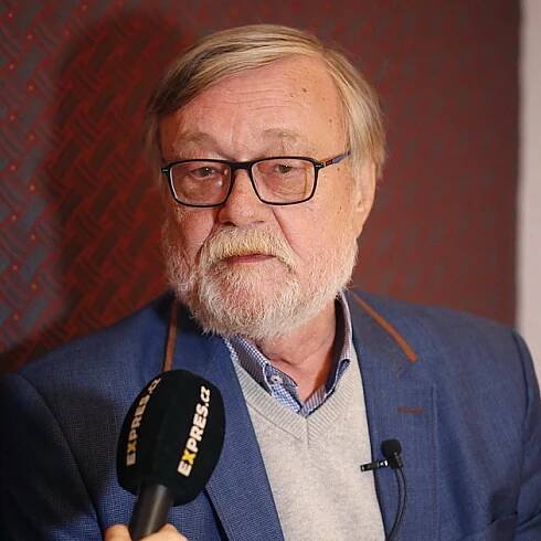Bezdomovec Arnošt: V obchodě mě posílají k regálu s krabicákem, směje se herec Sitek - Expres.cz