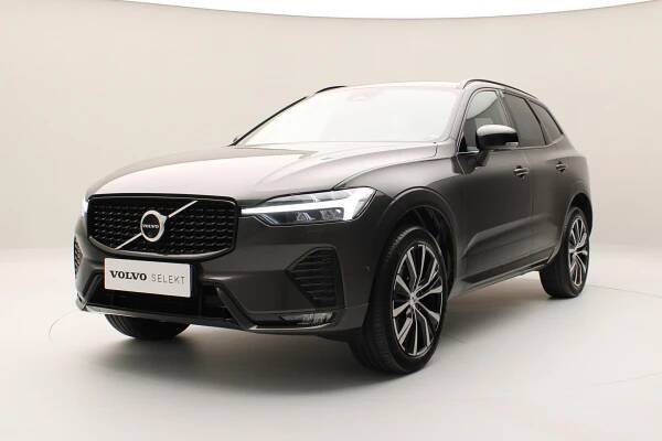 Volvo XC60 B5 AWD ULTRA DARK AUT CZ 1.maj