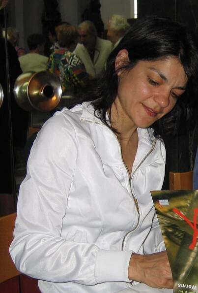 Jasmin Tabatabai - Wikipedia