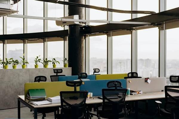 36 Real-World Examples of Automation in the Workplace (And How to Apply Them)