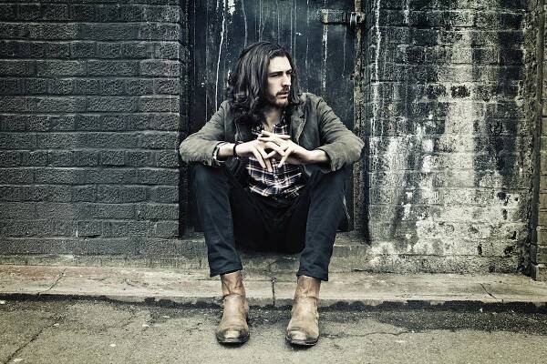 Novinka Evropy 2: HOZIER – Take Me To Church