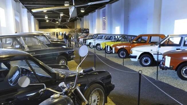 Moskvič nebo žigulík: Automuzeum v Terezíně rozšířilo sbírku