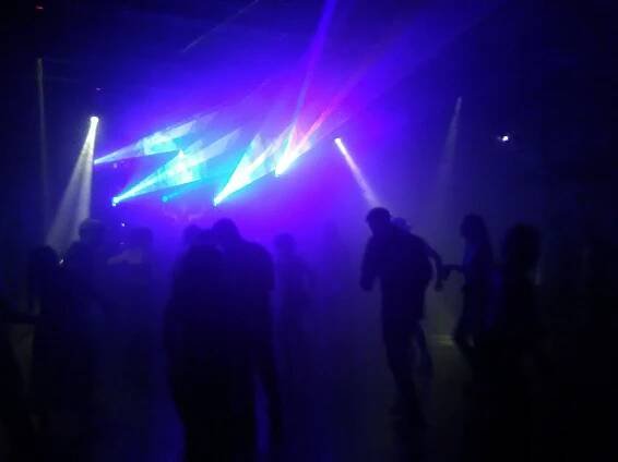 rave birthday party photo study - hypertele