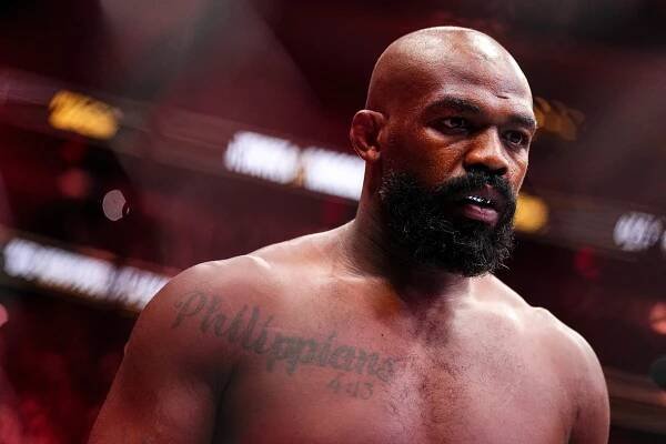 Jon Jones, Derek Brunson, UFC