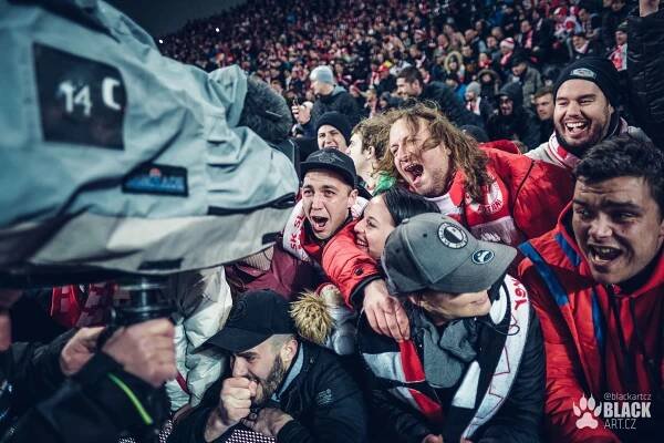 SK Slavia Praha x Sevilla FC 4:3 (Eden) / fotogalerie blackart.cz