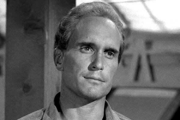 Robert Duvall as Eric Christian in THE FUGITIVE episode, "Never Wave Goodbye.