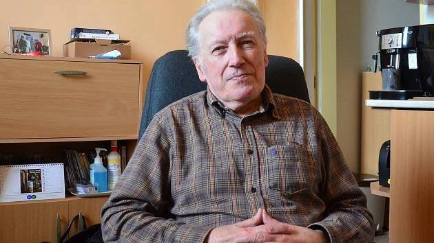 Stále v práci, primář Jaroslav Kraus vede své oddělení už 57 let
