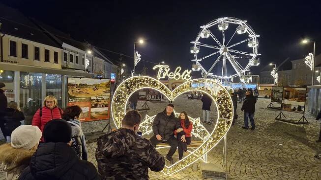 Za vánoční výzdobou do Třebíče. Město září a konkuruje metropolím