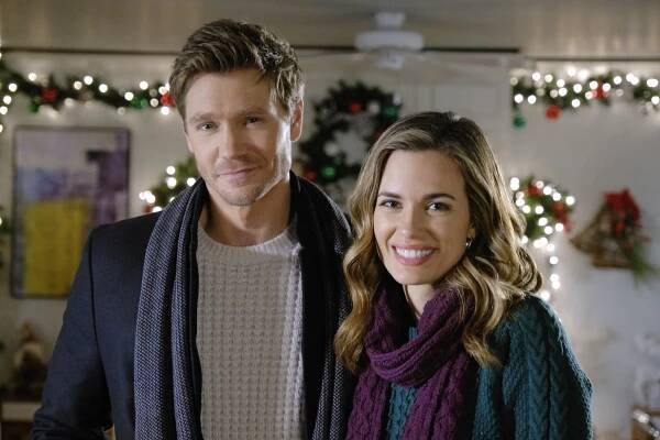 Pět přání k Vánocům - Promo - Chad Michael Murray, Torrey DeVitto