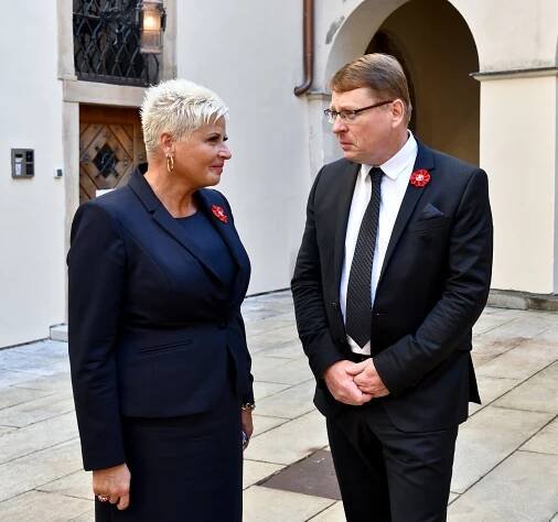 Pietní akt ke dni sokolstva připomněl hrdiny odbojáře | Praha 1