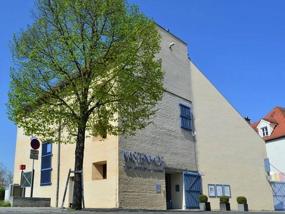 Kastenhof Landau – Das Museum für Steinzeit und Gegenwart