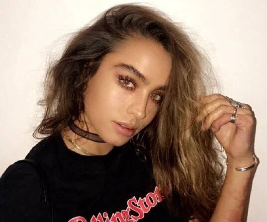 Sommer Ray Biography - Facts, Childhood, Family Life & Achievements