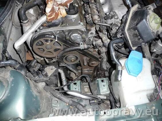 Výměna rozvodů a vodní pumpy – Octavia 20v turbo - www.autoopravy.eu