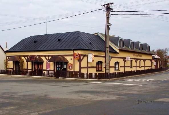 Do restaurace Elko v obci... - Cyklo bar - hospůdka