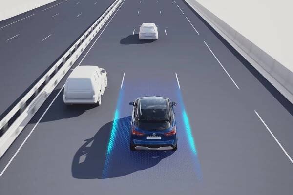 Nissan QQ Emergency Lane Assist Simplify 3D