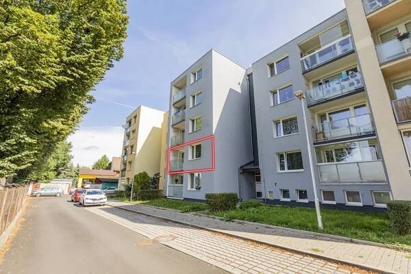 Prodej bytu 3+1, 85 m² v Roudnici nad Labem - Iveta Bydžovská - certifikovaný realitní makléř 