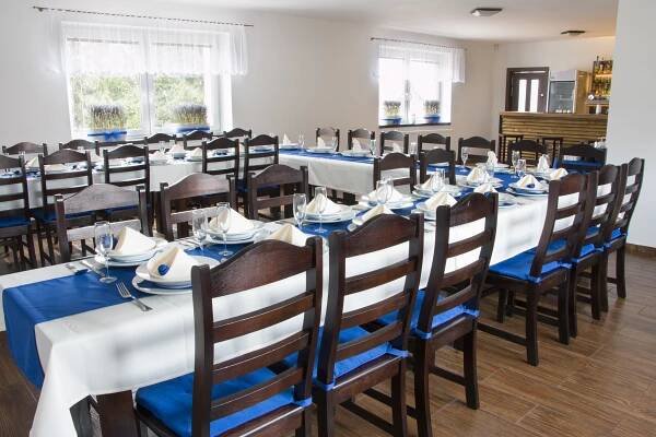 Restaurace | Čechův dvůr