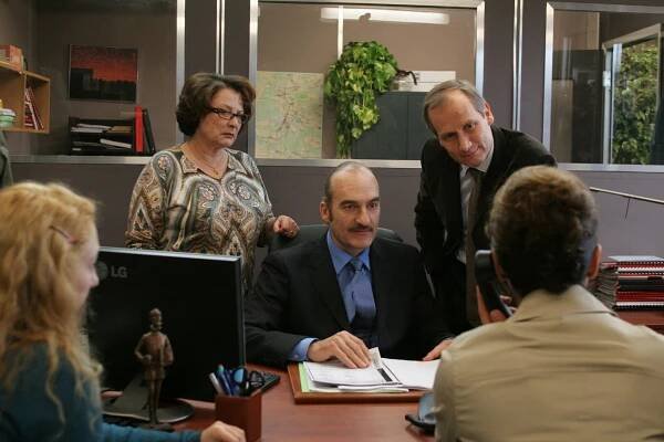 Bancs publics (Versailles rive droite) - Z filmu - Josiane Balasko, Michel Vuillermoz, Hippolyte Girardot