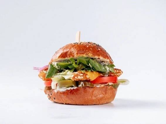 Bouda Crispy Burgers | Wolt | Doručení | České Budějovice