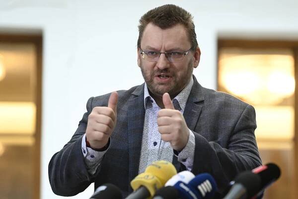 Lubomír Volný: Lituji toho, že mě diváci viděli z profilu. Doufám, že do plavkové sezóny s tím něco udělám