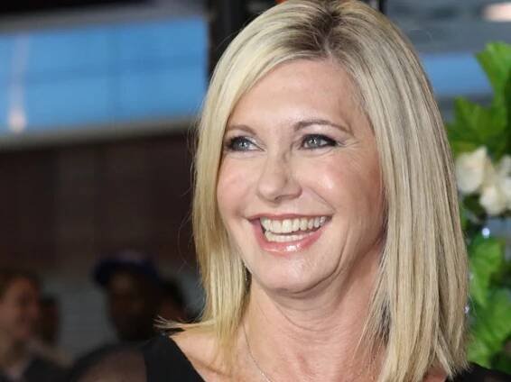Olivia Newton-Johnová v roce 2012. Snímek z Wikipedie.