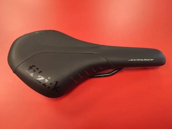 Fizik Antares R7