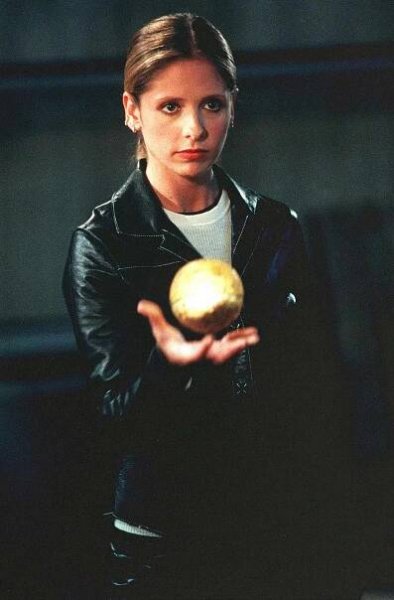 Sarah Michelle Gellar Buffy The Vampire Slayer - 1997